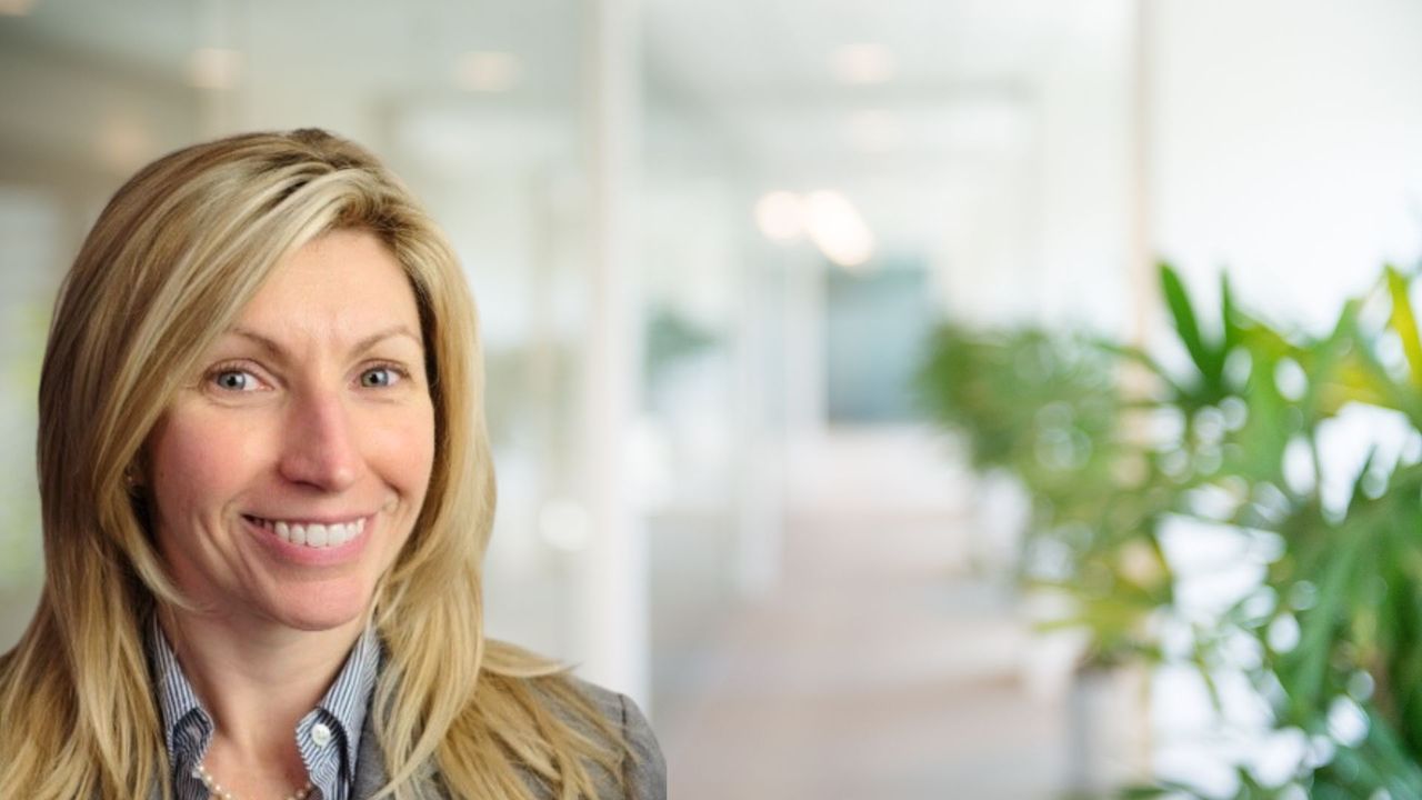 Axis recruits Berkshire Hathaway team to launch inland marine unit